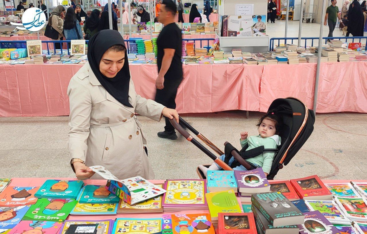 نمایشگاه کتاب و ادبیات مقاومت در خراسانشمالی