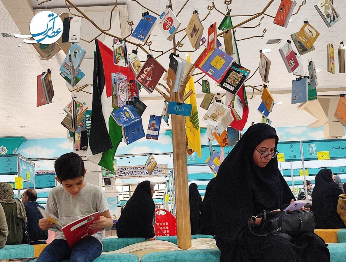 نمایشگاه کتاب و ادبیات مقاومت در خراسانشمالی